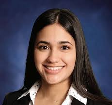 Leslie Dailey's Instagram, Twitter & Facebook