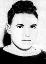 Player photos for the 1938-39 Chatham Maroons at hockeydb.com