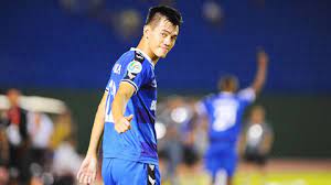 Nguyễn tiến linh giành danh hiệu vua phá lưới tại giải u19 quốc gia năm 2015, nhờ đó lọt vào mắt xanh của hlv trưởng đội tuyển việt nam khi đó nguyễn hữu thắng và được hlv hoàng anh tuấn triệu tập vào đội u19 việt nam tham dự giải u19 đông nam á và u19 châu á 1. Tiáº¿n Linh Sieu Anh Hung Cá»§a B Binh DÆ°Æ¡ng
