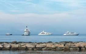 How Transparent is the Yacht Market?