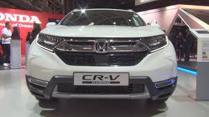 The highlight of the exterior is wheel arches. Honda Cr V Hybrid 2 0 I Mmd 2wd Executive 2019 Exterior And Interior Youtube