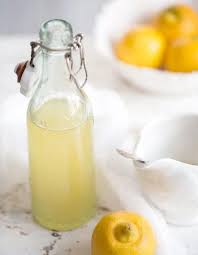 Tout Savoir Sur Les Bienfaits Du Jus De Citron Elle A Table Citron Pour Maigrir Jus De Citron Recette De Saison