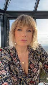 C'est la journée des droits de la femme… la vidéo (sans doute un peu longue  pardon) parle d'elle-même…. J'embrasse toutes les femmes. #journeeselafemme  #objectivité #onnelacherien