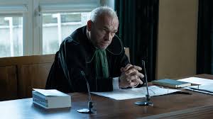 Okazuje się, że jest w posiadaniu materiału, który może pomóc chyłce w odzyskaniu posady w kancelarii. Chylka Rewizja Zdjecia Z 6 Odcinka Naekranie Pl