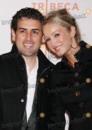 Juanes and his wife, colombian model and actress karen martínez, welcomed the birth of their daughter, luna, on september 6, 2003. Photos And Pictures Juan Diego Florez And Wife Julia Trappe Arriving At The Tribeca Film Festival Premiere Of Speed Racer At Bmcc Tribeca Performing Arts Center In New York City On