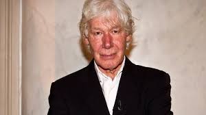 Dat leuks is gekomen, want hij staat in december en januari. Prinses Beatrix Bij Feest Cabaretier Paul Van Vliet Omroep West