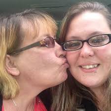 Any cute dog theme craft ideas?