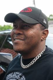 Pics from studio, thanks to Brad...