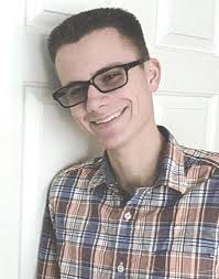 DHS names Top 10 students of the Class of 2019