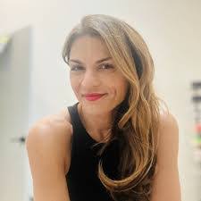 Alyson Stark's Instagram, Twitter & Facebook