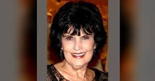 Ginger Henley's Instagram, Twitter & Facebook