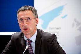 Det er forsamlingsforbuddet, som i norge er på 10 personer, solberg har brudt, hvor der til hendes fødselsdagsfejring var 14 personer tilstede. Datei Norges Statsminister Jens Stoltenberg Pa Nordiska Radets Session 2011 I Kopenhamn Jpg Wikipedia