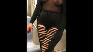 電車の中で透けシャツノーブラ(ピアス乳首)の妻がパンツを引き裂いた