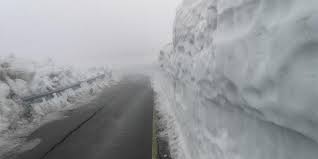 Previsioni del tempo per bucarest (romania), affidabili e sempre aggiornate. Quattro Metri Di Neve In Romania Strambo Meteo Di Maggio Meteo Giornale