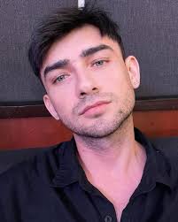 Sycris Brown (@sycris.brown) • Instagram photos and videos