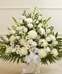 Funeral Floral Arrangements In A Basket For Men Funeral Flowers For Men Sympathy Flo With Images Funeral Floral Arrangements Funeral Flower Arrangements Funeral Flowers