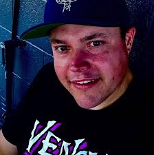 If anyone wants to join my fansty league this year pm me its a keeper  league