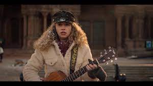 Isla fisher, jillian bell, santiago cabrera and others. Taylor Guitar Of Jillian Shea Spaeder As Jane In Godmothered 2020