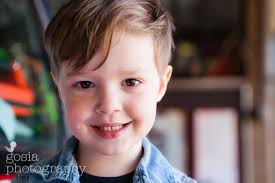 Chicago spring maternity and family portrait session with this sweet  family! We had a plan to take family photos at the 606 trial, but little  Bres had his own agenda.. He was