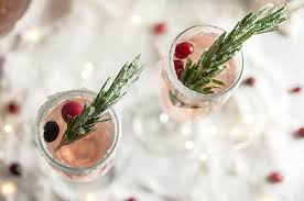 The perfect christmas and holiday cocktail, this raspberry pomegranate champagne drink is a fizzy and delicious pairing with. Christmas Cranberry Champagne Cocktails Seasoned Sprinkles
