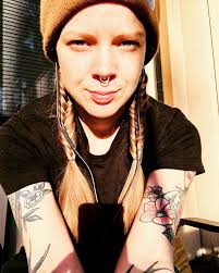 Sarah Shook & The Disarmers