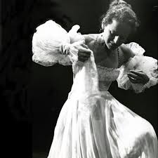 Betty Jones, Founding Member of Limón Troupe, Dies at 94 ...