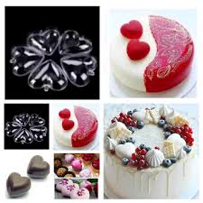Ini bertujuan agar kue bolu kukus anda memiliki rasa, tekstur, dan bentuk yang baik. Jual Cetakan Cokelat Coklat Bentuk Hati Heart Paket Dekorasi Kue Valentine Kue Ulang Tahun Cake Topper Di Lapak Budi Boga Kitchen Tools Bukalapak