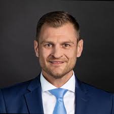 Harry Busch auf LinkedIn: Umzug nach Kreta