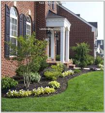 Landscaping Advice For Beginners Landscaping Lovers Front Yard Landscaping Design Front Door Landscaping Front Yard Landscaping