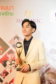 เฟิร์ส อนุวัฒน์ โพสต์ขอโทษยอมรับผิด หลังมือลั่นคลิปหลุดลงไอจีสตอรี่ 14 เม.ย. 46vwzjoql9wwlm