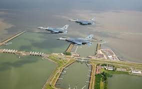 Check spelling or type a new query. F 16 Leeuwarden Twee Gewonden Bij Incident Met Belgische F 16 In