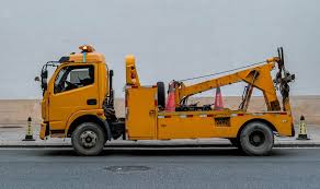6 Main Types of Tow Trucks (Differences, Uses, Benefits)