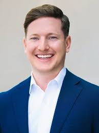 Kristie Nova's Instagram, Twitter & Facebook