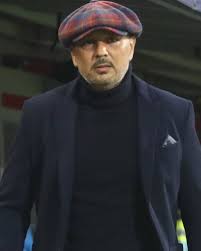 Bologna boss mihajlovic tests positive for covid. Sinisa Mihajlovic