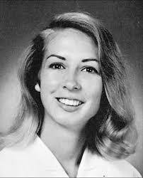 Bonnie Ritchie's Instagram, Twitter & Facebook