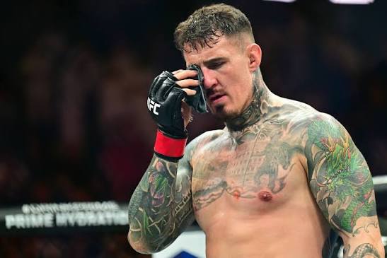 🚨 TOM ASPINALL VACATES UFC HEAVYWEIGHT TITLE 🚨 Tom Aspinall has announced  that he is relinquishing the UFC heavyweight championship due to ongoing  complications from the eye injuries he suffered against Ciryl