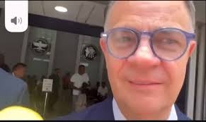 Muy orgullosa de mi cuñado, sin duda uno de los mejores penalistas de este  país: Ulrich Richter., Ni @lavillarrealmx ni ninguna mujer merece ser  agredida., ¡Ninguna! y mucho menos callarse., Levante ...