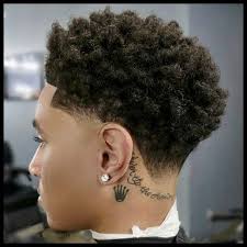 Virtuelle frisurenberatung kurzhaarfrisuren halblange frisuren langhaarfrisuren hochsteckfrisuren frisuren für männer frisuren suchen frisuren von bekannten kollektionen mehr frisuren für kurze haare (3). Beste Frisuren Manner Afro In 2020 Coole Frisuren Trendige Frisuren Frisuren Haarschnitte