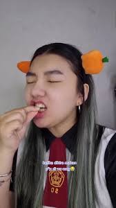 Makan Jorok di WC: Kehidupan Sekolah yang Konyol