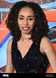 Sarah lewis hi-res stock photography and images