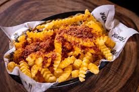 FRITAS GRANDE C/ CHEDDAR E BACON