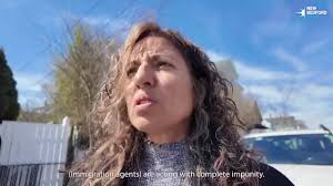 🇺🇲 🇬🇹 En Estados Unidos se ha hecho viral un video en donde agentes de  migración conocidos como ICE rompieron la ventana del carro del migrante  guatemalteco Juan Francisco Méndez. , El migrante no ...