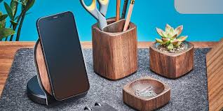 There are many charging docks available in the market where are this article provides the best among the iphone charging docks including details. The Best Iphone Docks Of 2021