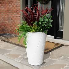 By brand, colour, material, style, designer, in order to make a better purch. Versailles Tall Planter 26 Usa Exterior