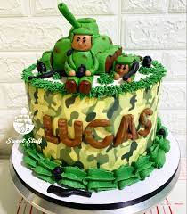 100% of iced cakes at the lake's profits will be donated to veterans!! Army Tank And Soldier Cake Boy Birthday Cake Cake Cakes For Boys