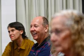 Recital de Mario Ulloa celebra violões de Espanha e Brasil