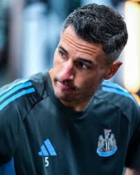 The lads are back. The training kit's out now 🤩 Players' 25/26 Range.  Coach's 25/26 Range and a new Coach's Black Edition 25/26 Range 🖤🤍 On  sale now online and in official