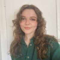 Kathryn Fogg's Instagram, Twitter & Facebook