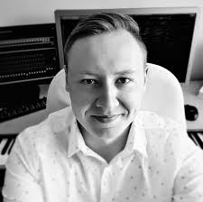 Mitchell Tanner (@MTannerComposer)