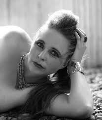 Nude art show meant to help overcome struggles